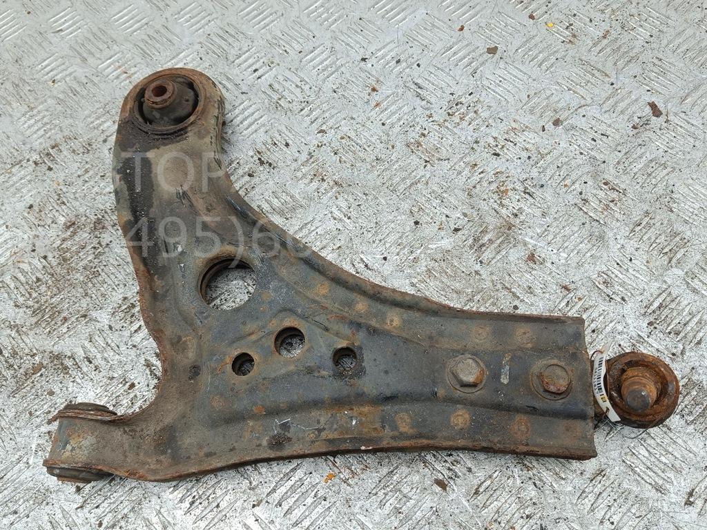 Рычаг передний левый