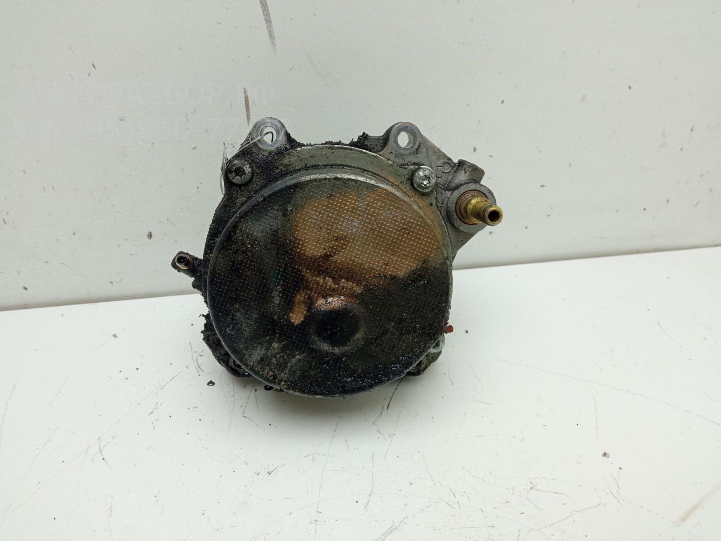 Насос вакуумный