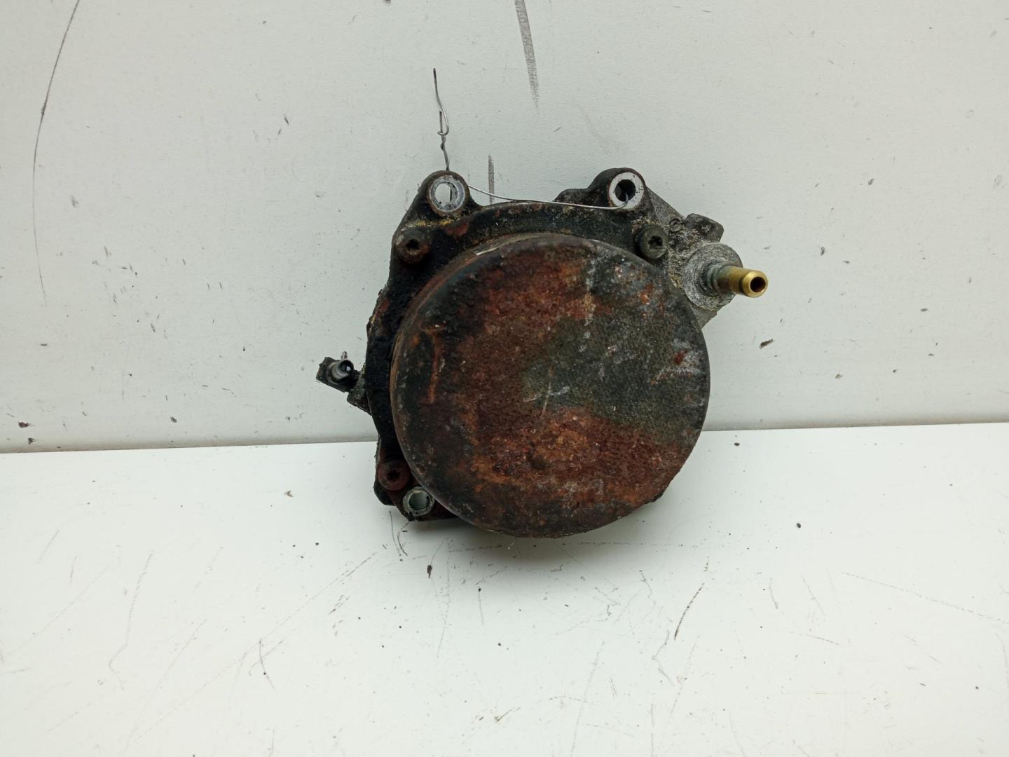 Насос вакуумный