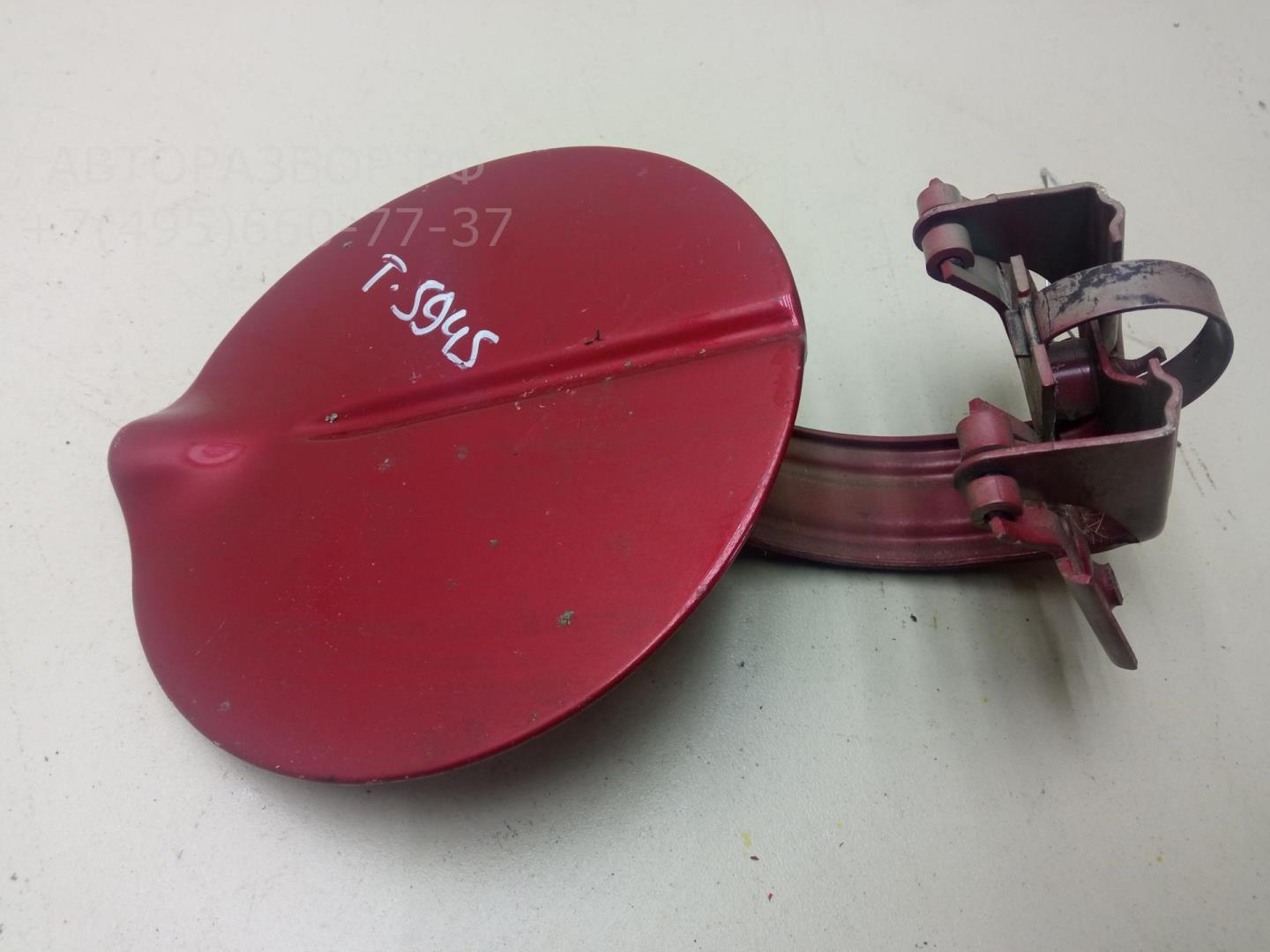 Лючок бензобака