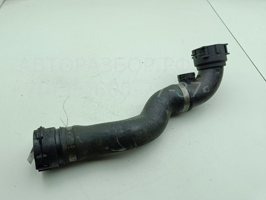 Патрубок радиатора