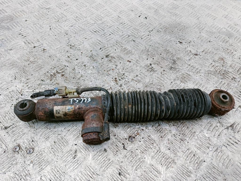 Амортизатор задний правый