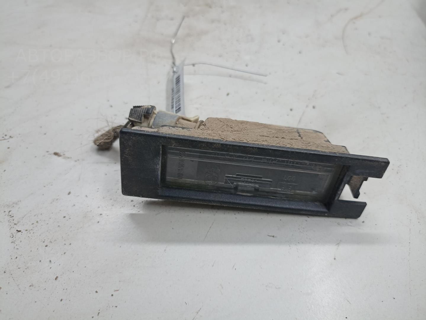 Фонарь подсветки номера