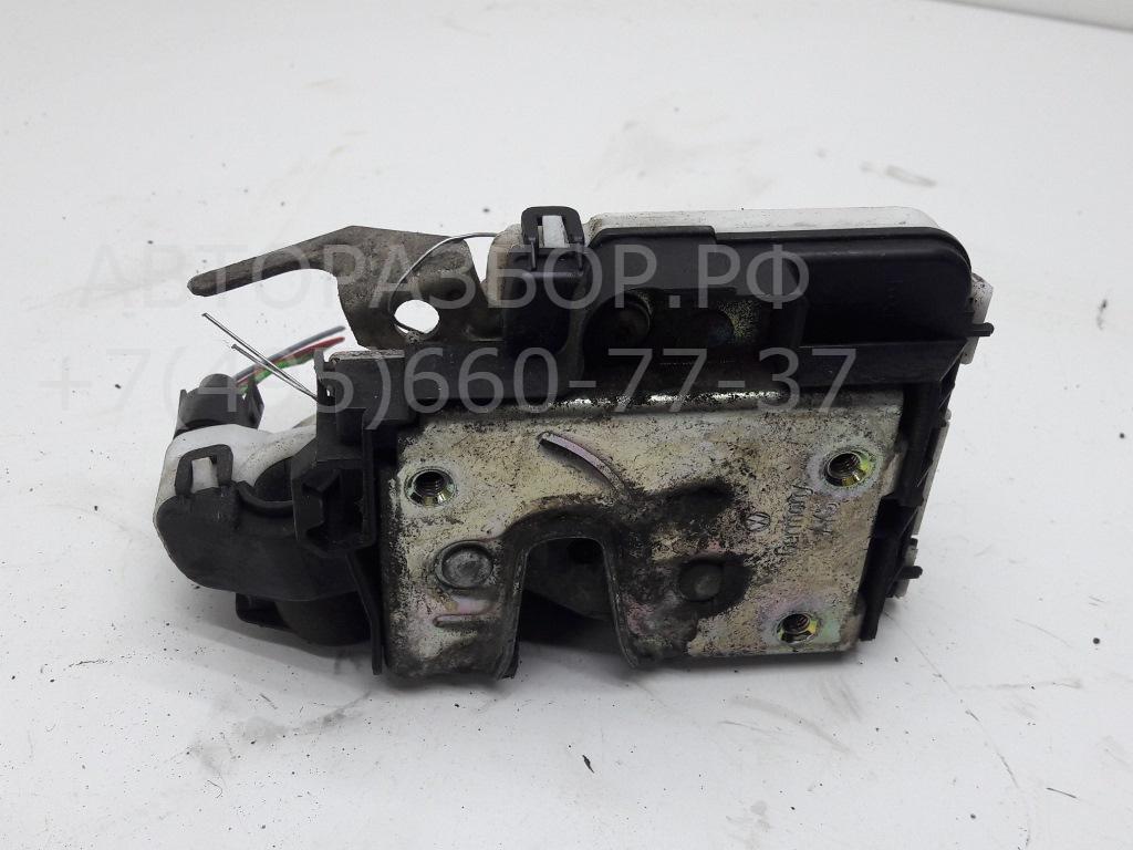 Замок двери передней правой