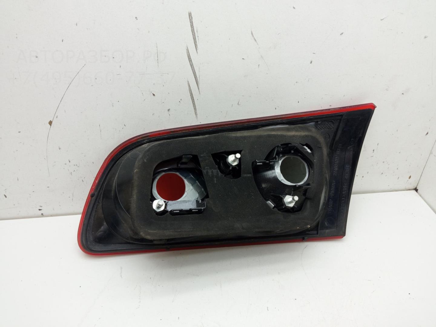 Фонарь задний внутренний левый
