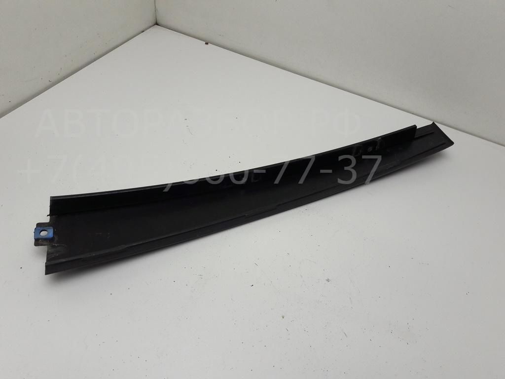 Накладка двери задней левой