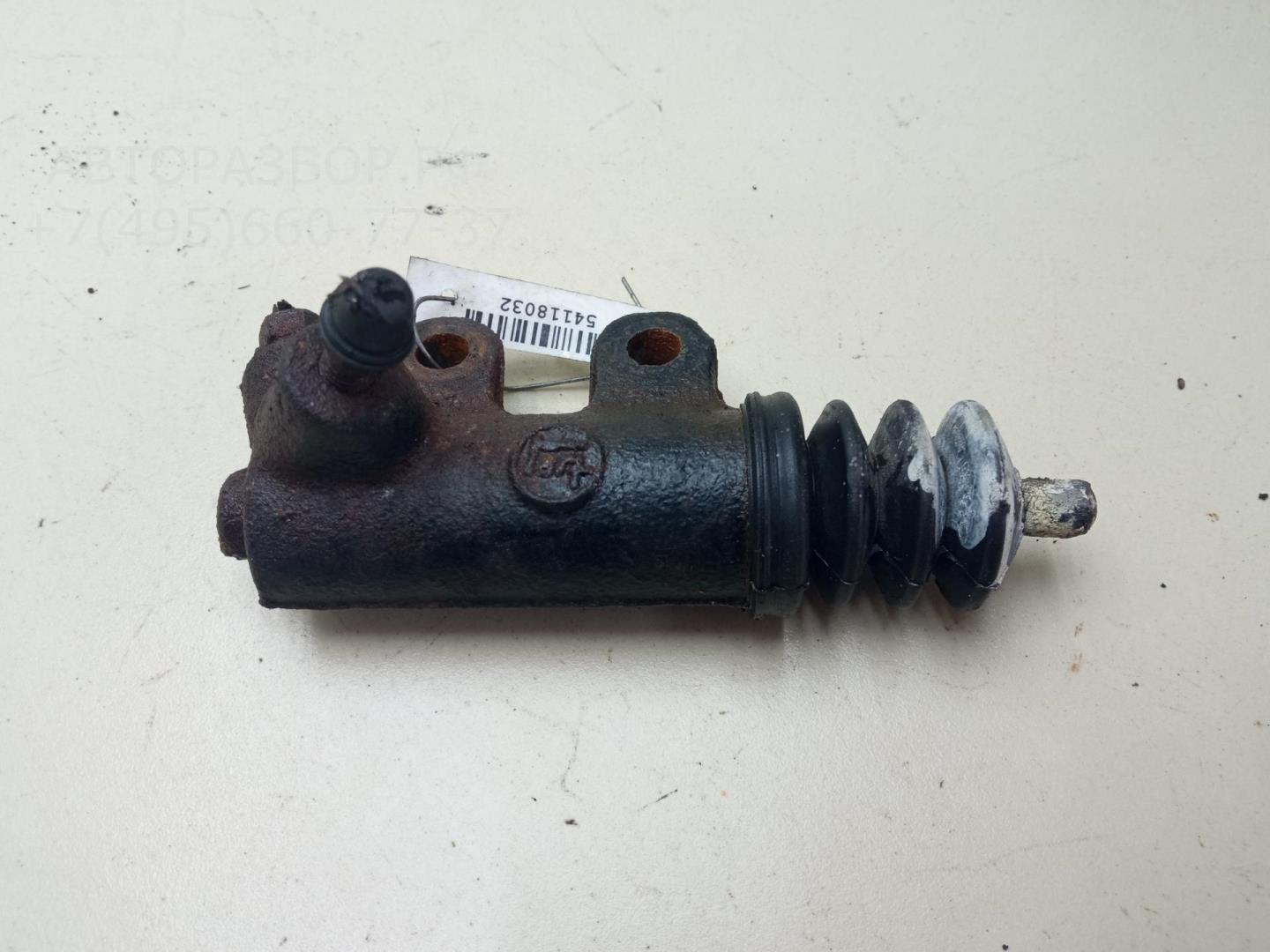 Цилиндр сцепления рабочий