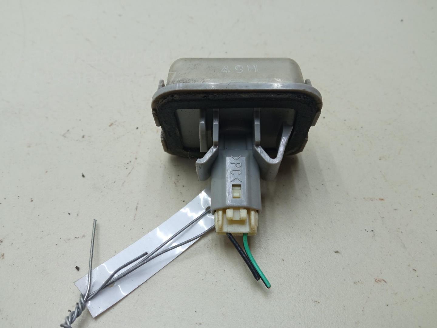 Фонарь подсветки номера