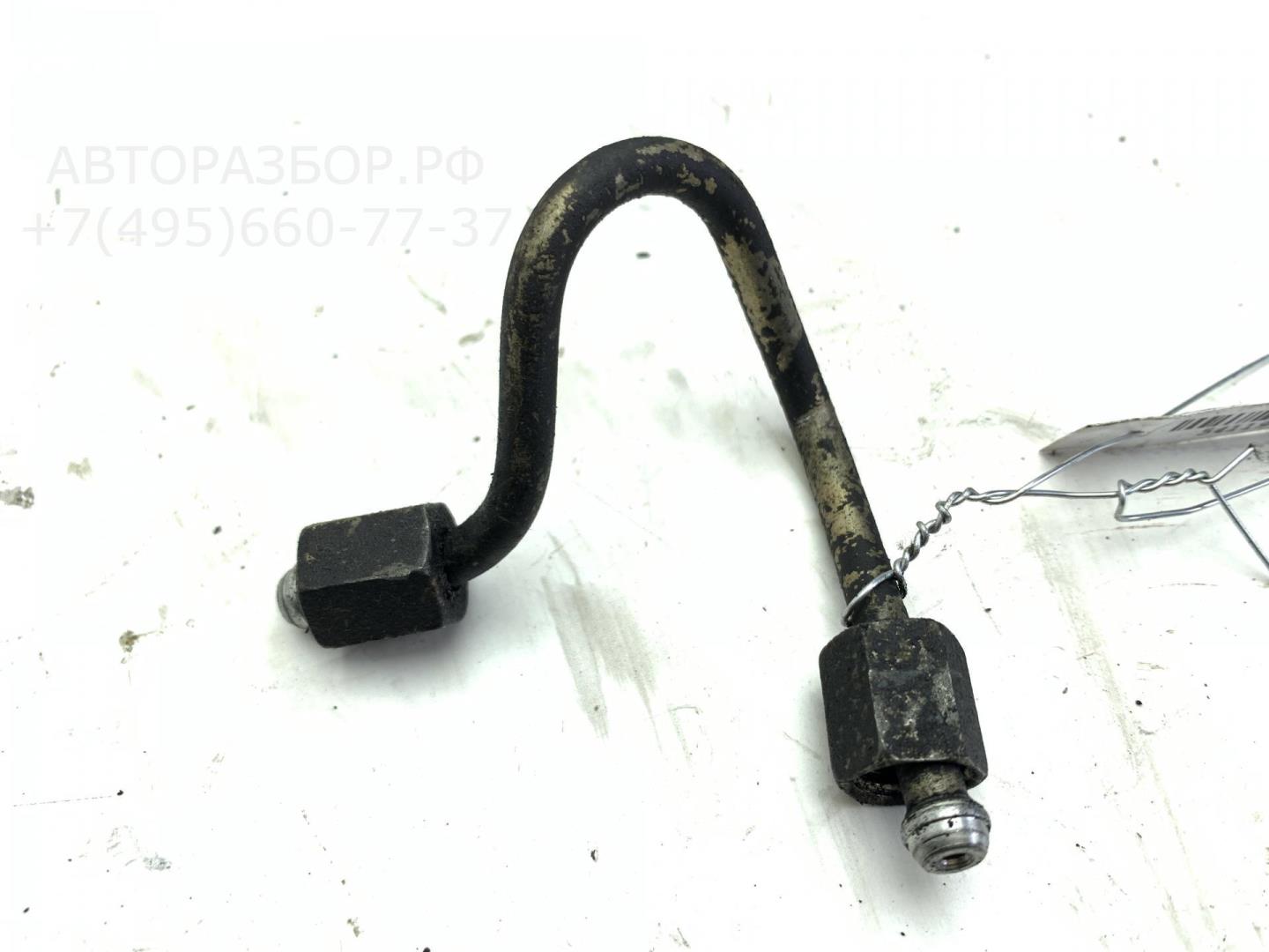 Трубка топливная