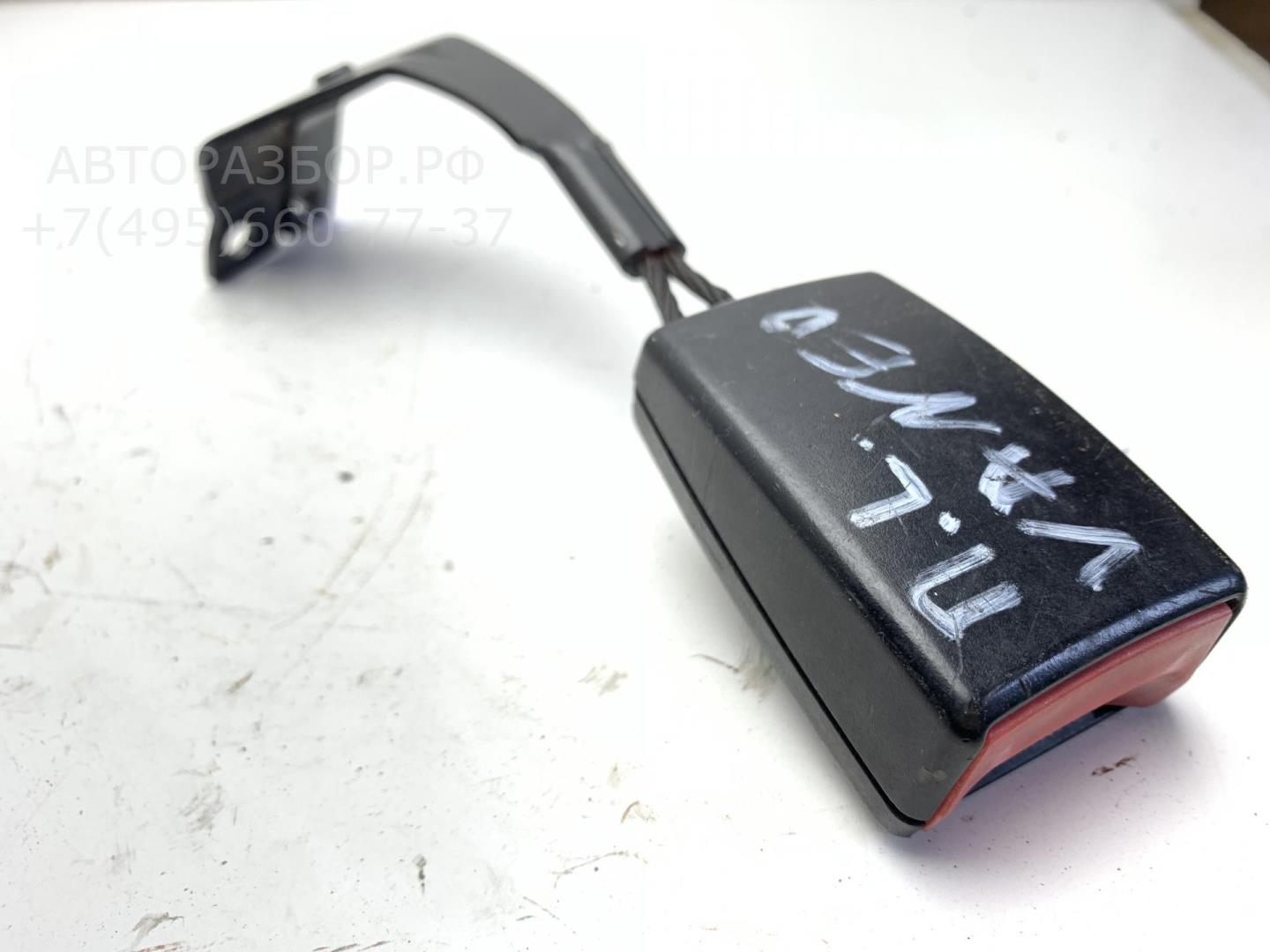 Ответная часть ремня безопасности