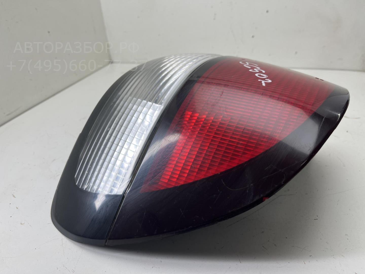 Фонарь задний левый