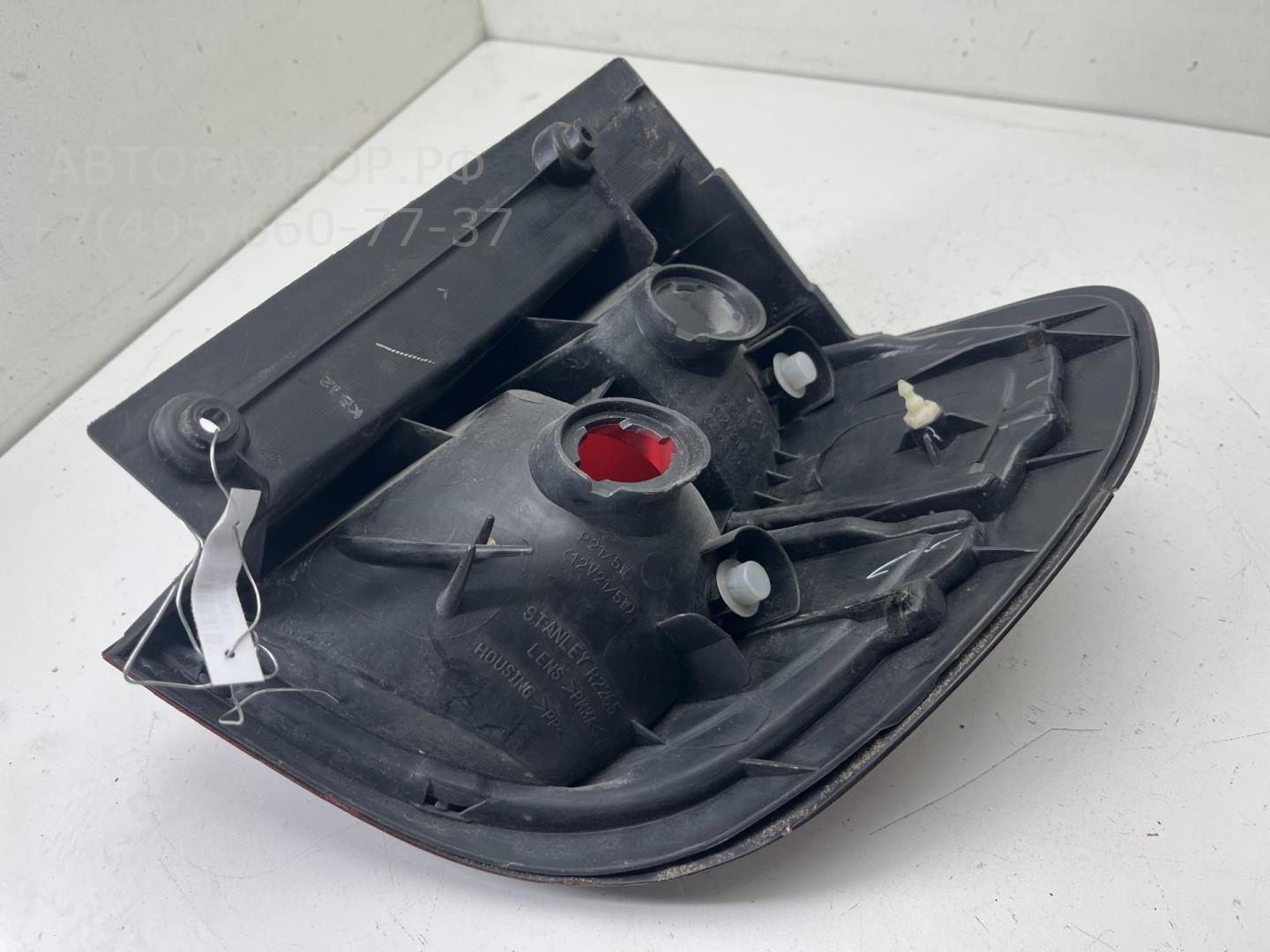 Фонарь задний левый