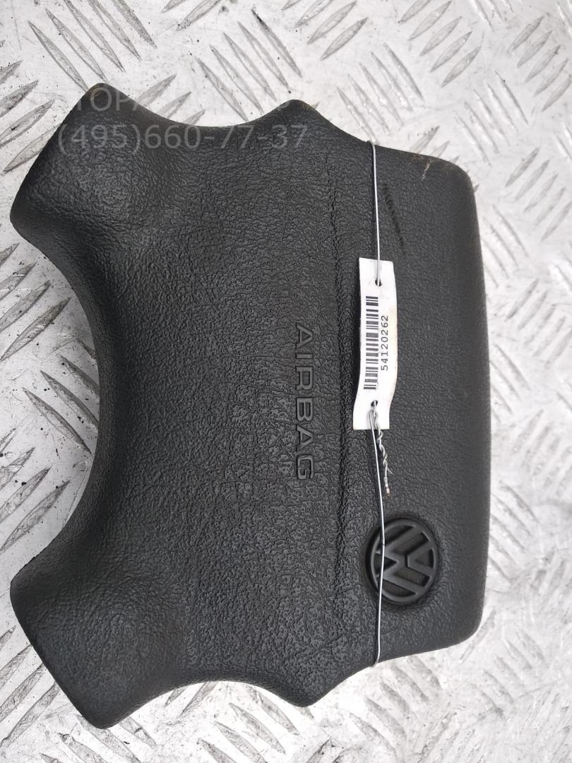 Подушка безопасности в рулевое колесо