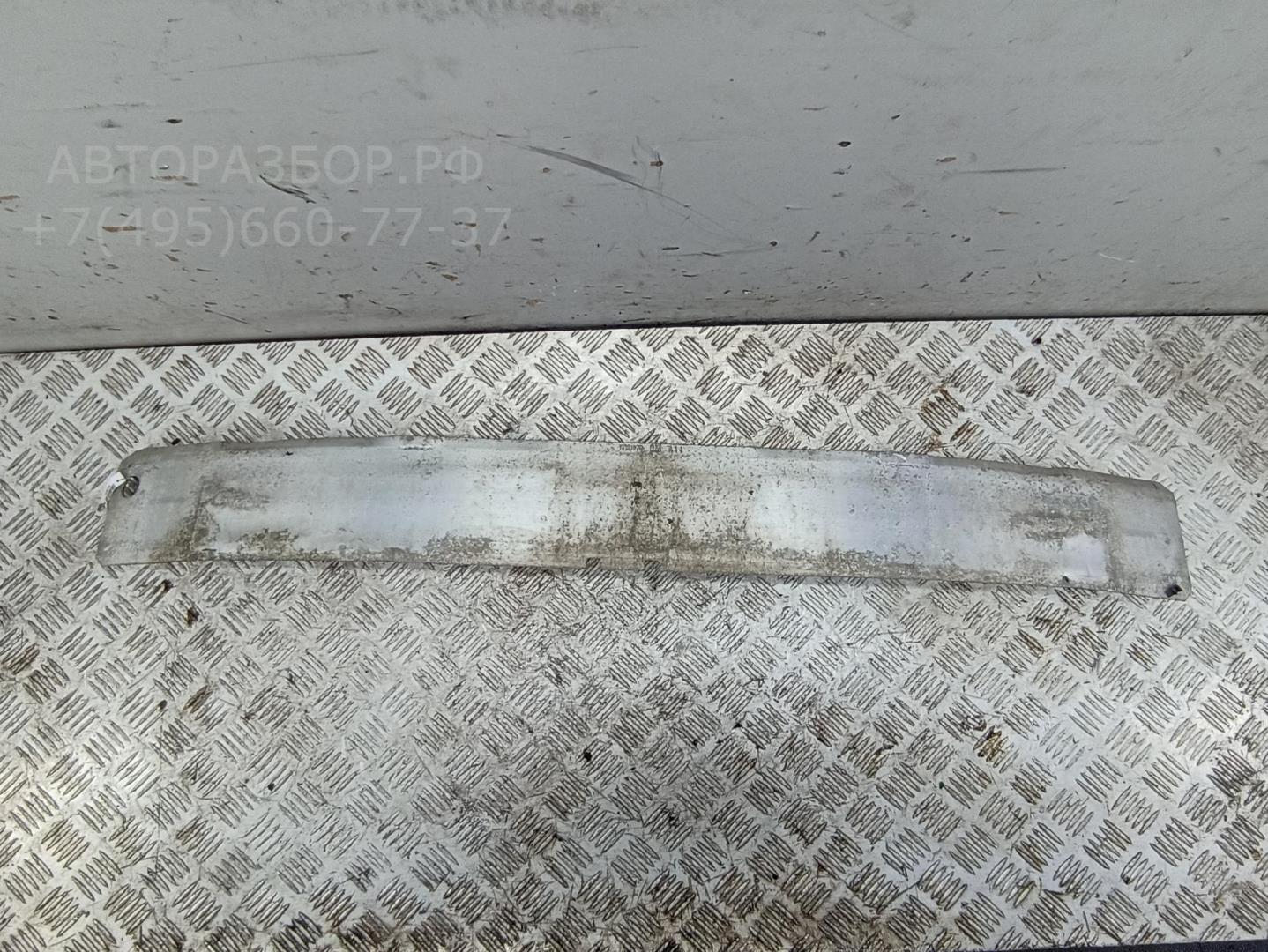 Усилитель переднего бампера