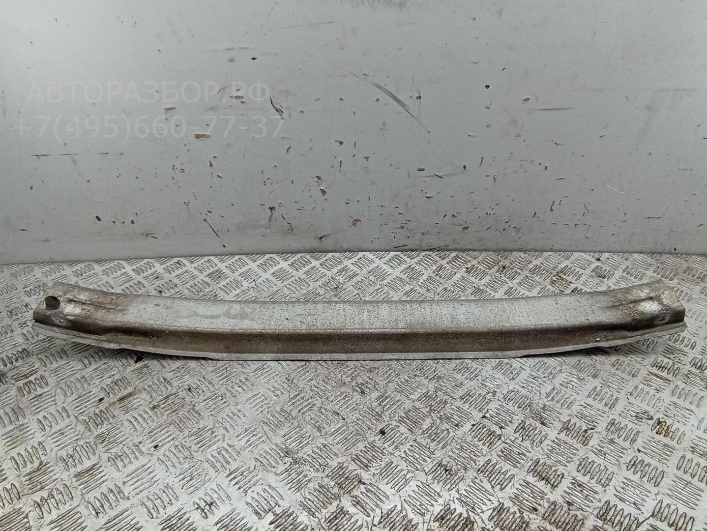 Усилитель переднего бампера