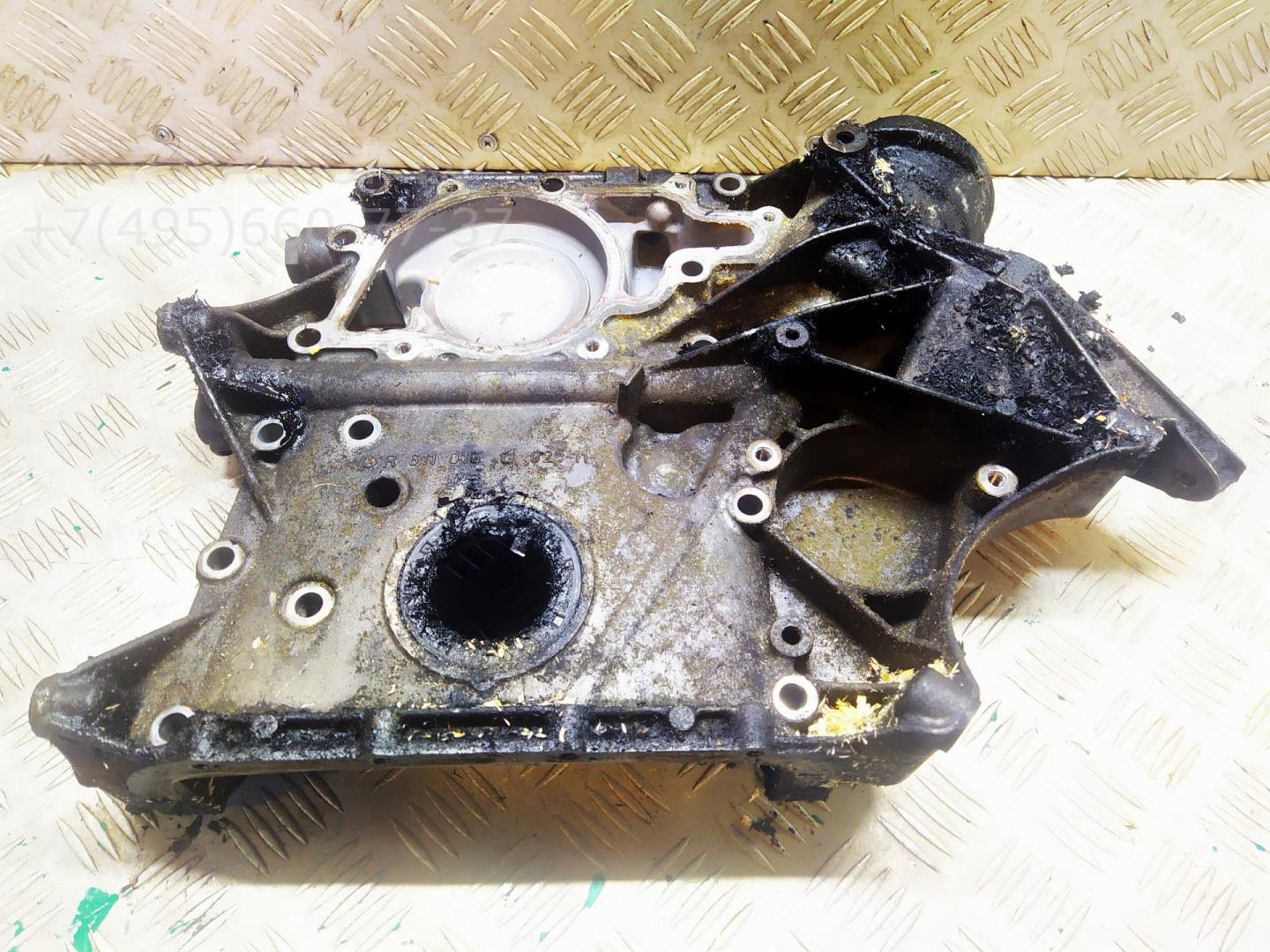 Крышка двигателя передняя