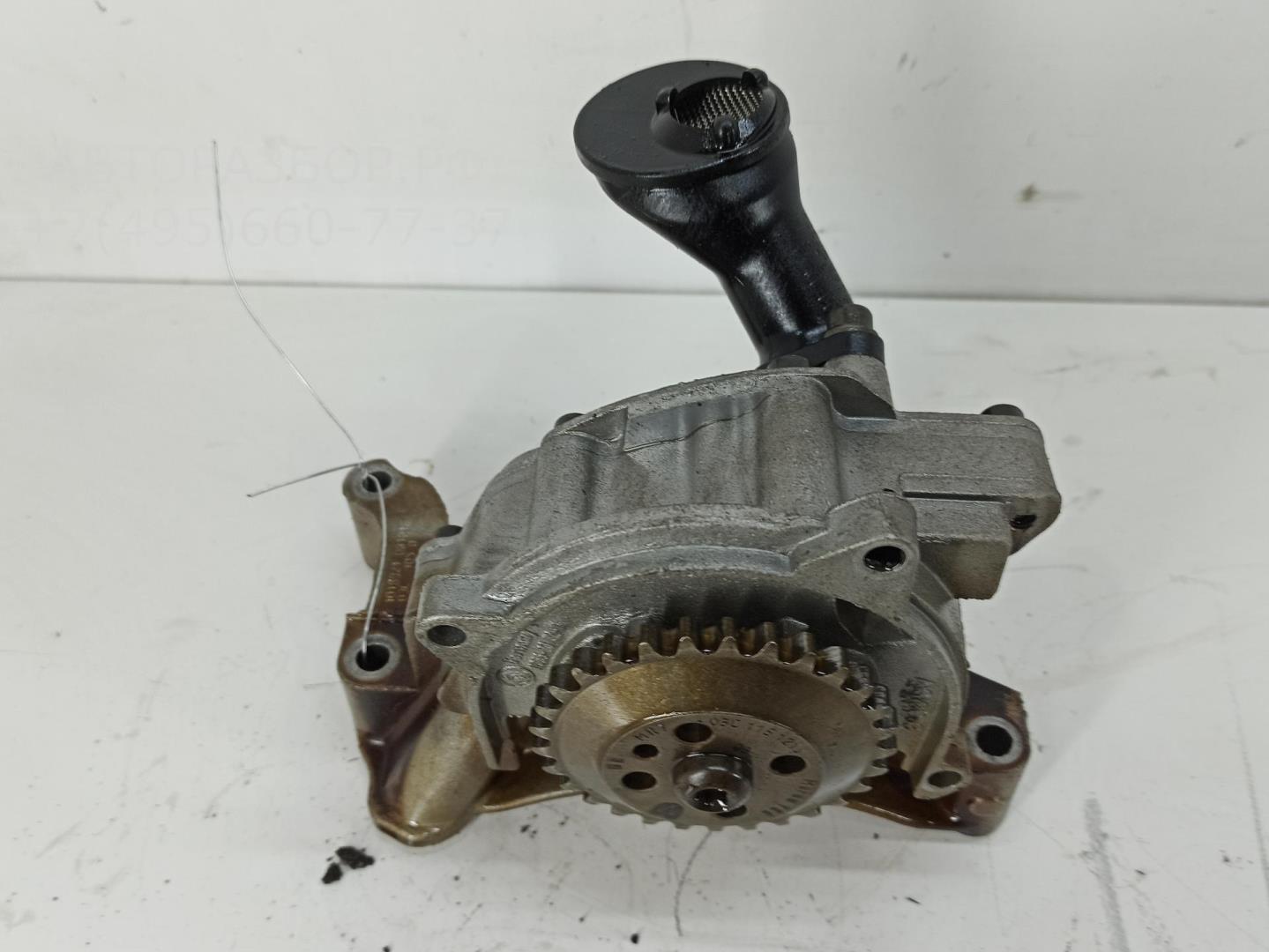 Насос масляный