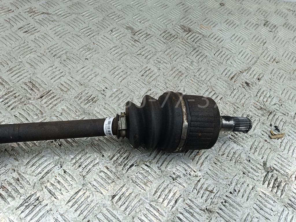 Полуось передняя правая
