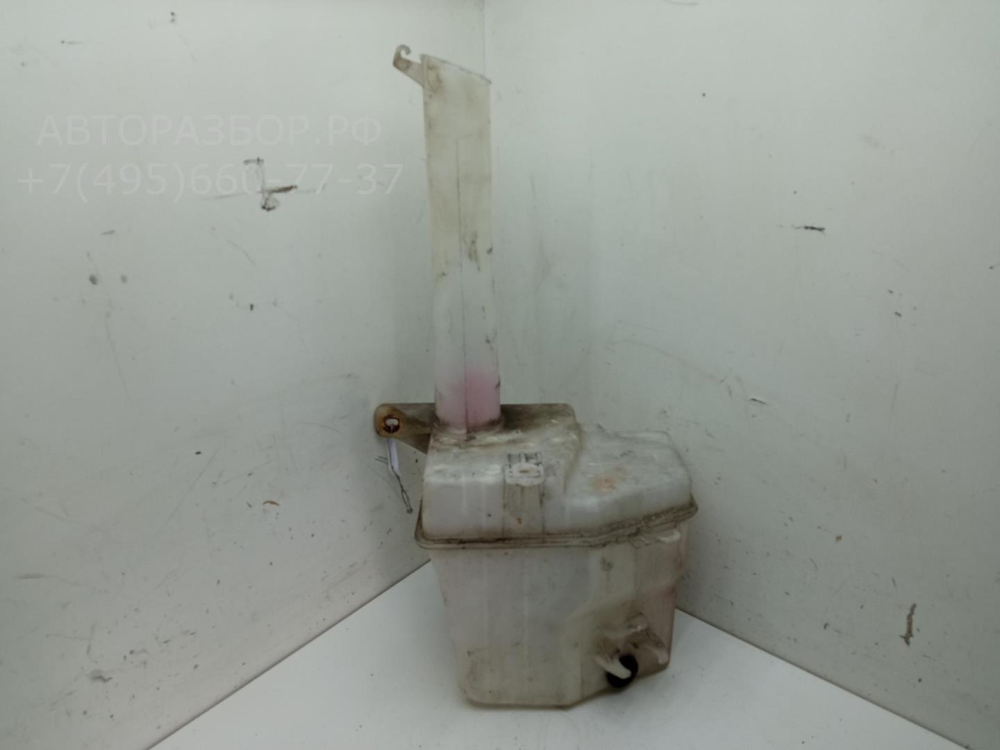 Бачок омывателя лобового стекла