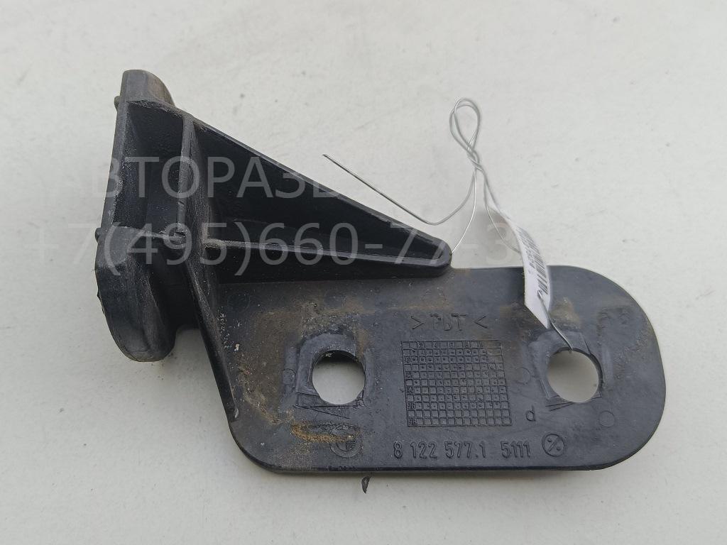 Кронштейн переднего бампера левый