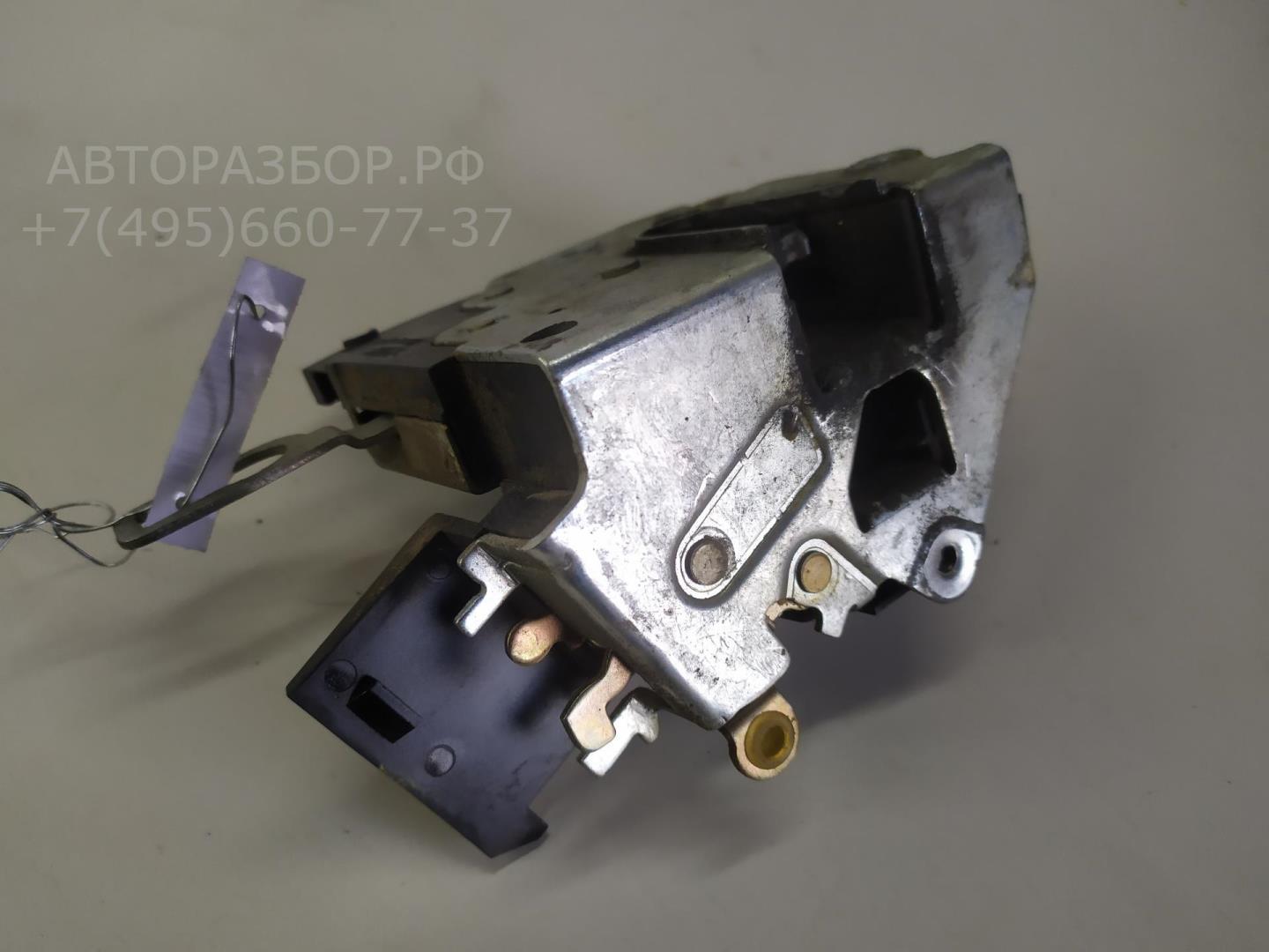 Замок двери передней правой