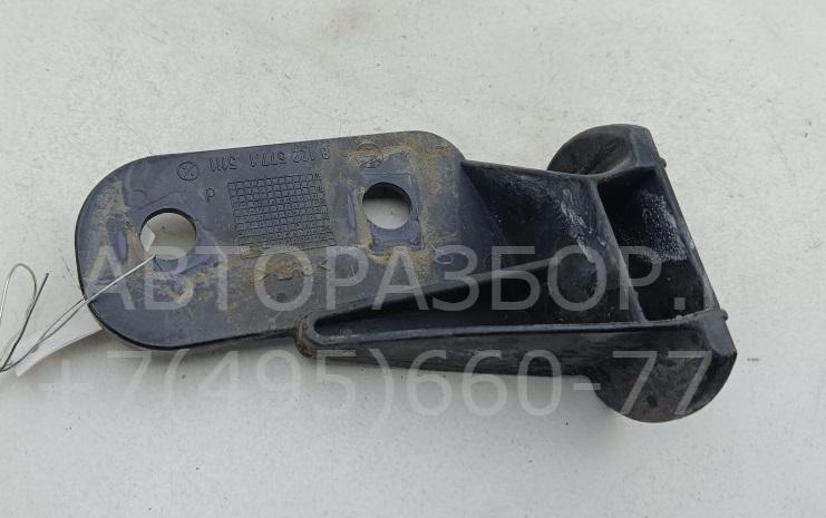 Кронштейн переднего бампера левый