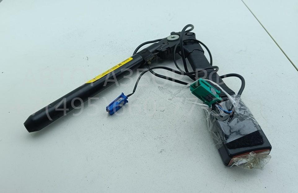 Ответная часть ремня безопасности