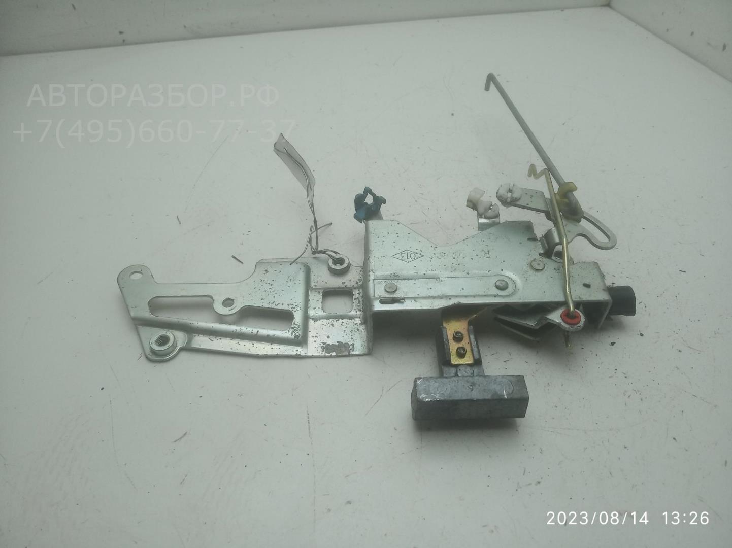 Замок двери сдвижной