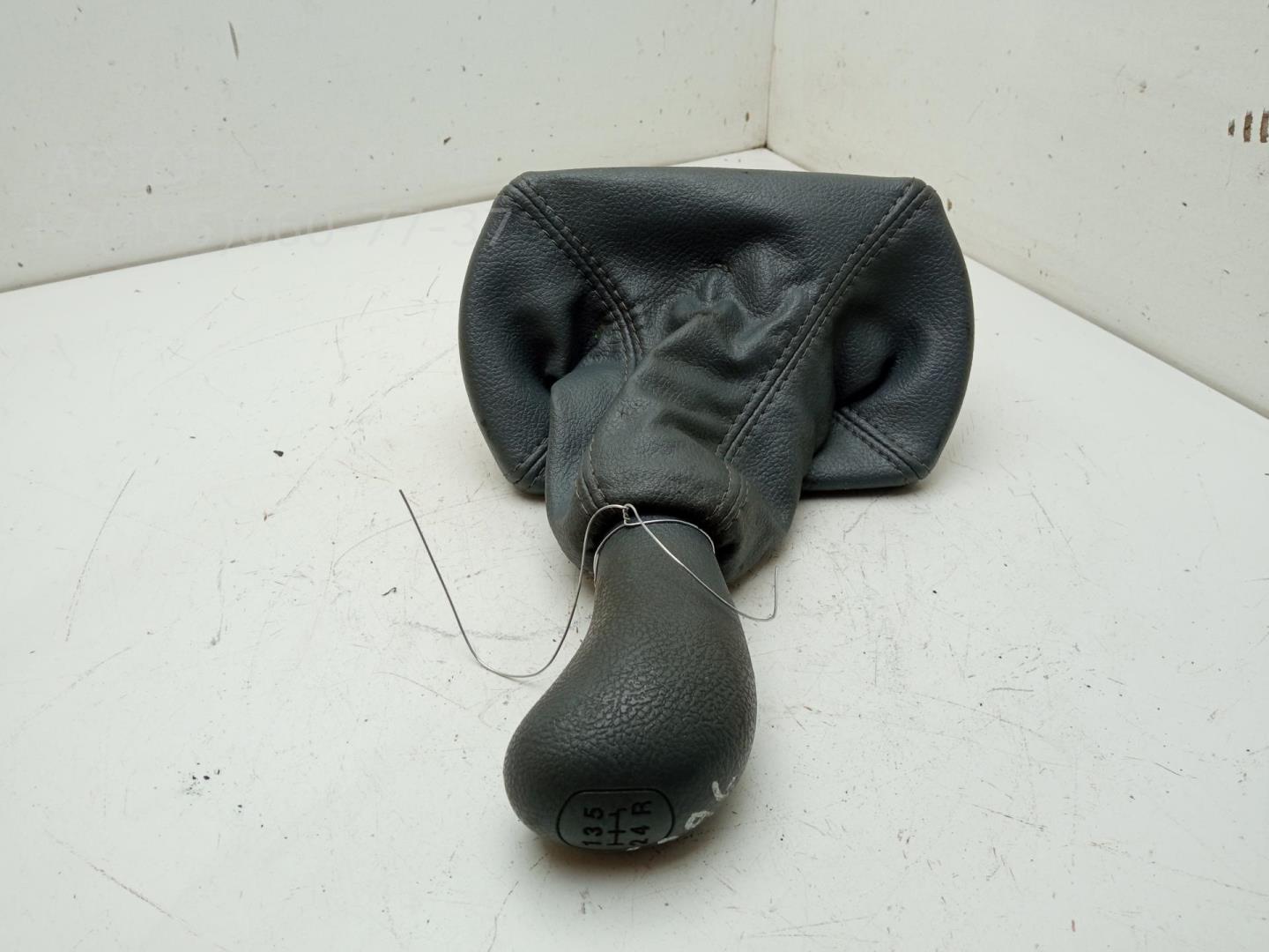 Рукоятка рычага КПП