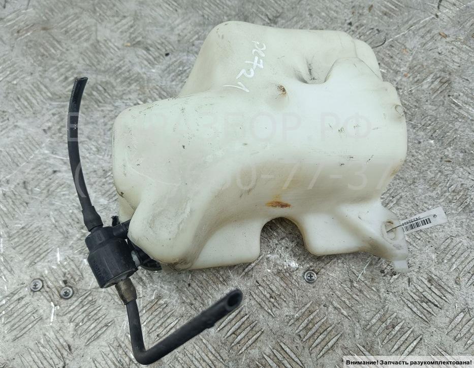 Бачок омывателя лобового стекла