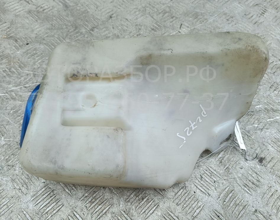 Бачок омывателя лобового стекла