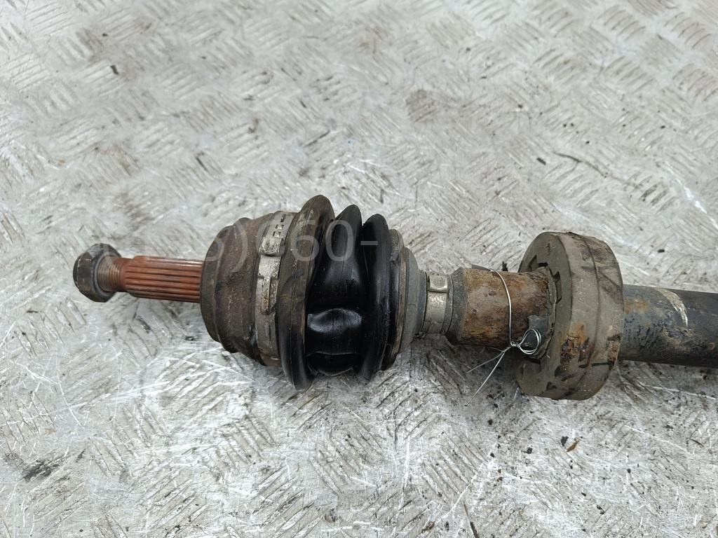 Полуось передняя правая