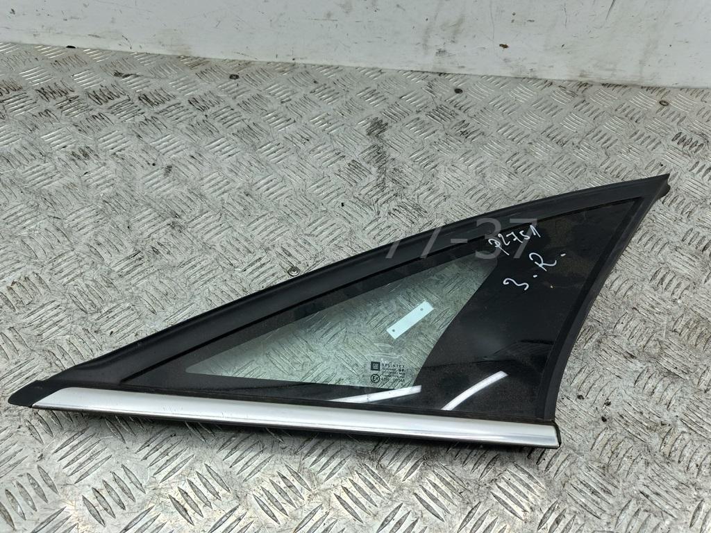 Стекло кузовное глухое правое