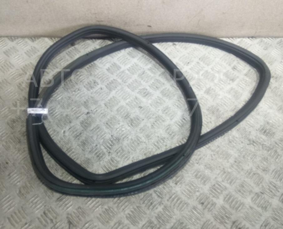 Уплотнитель двери