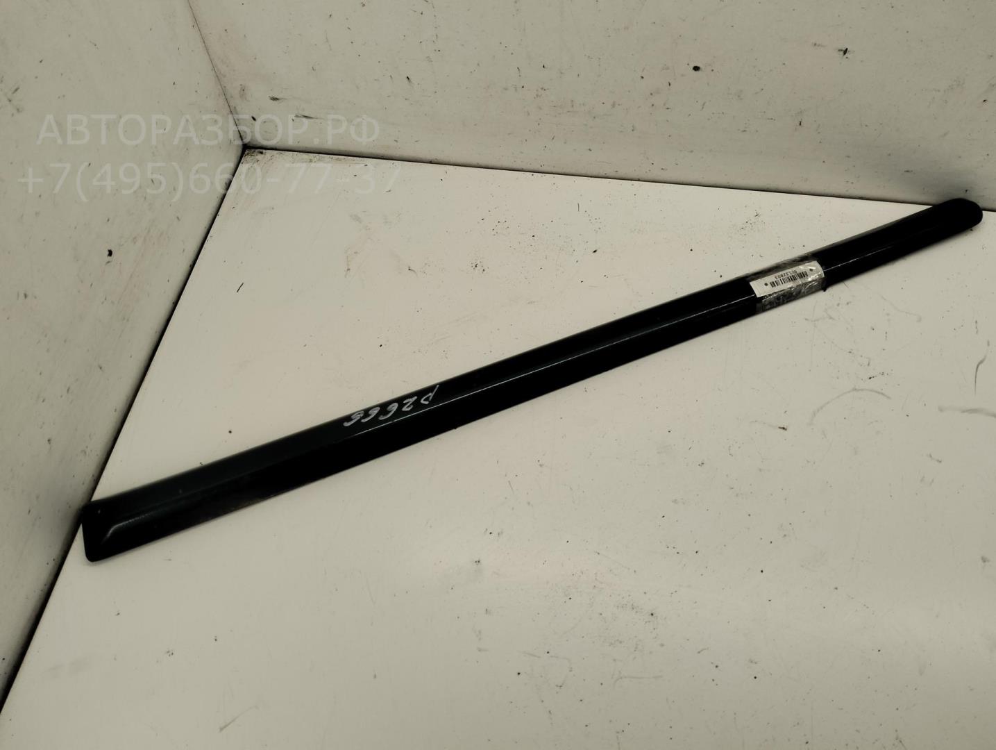 Накладка двери задней левой