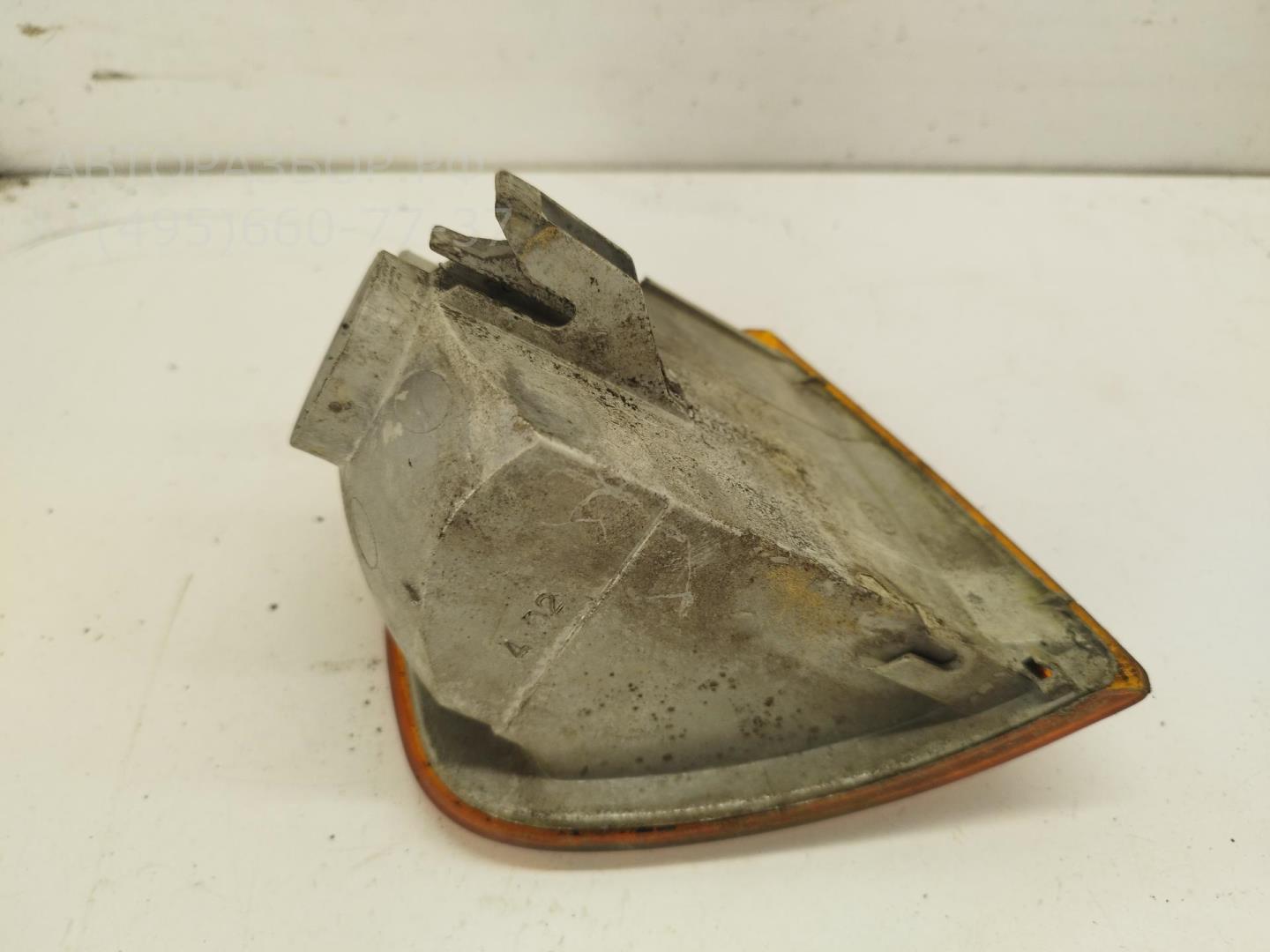 Указатель поворота левый