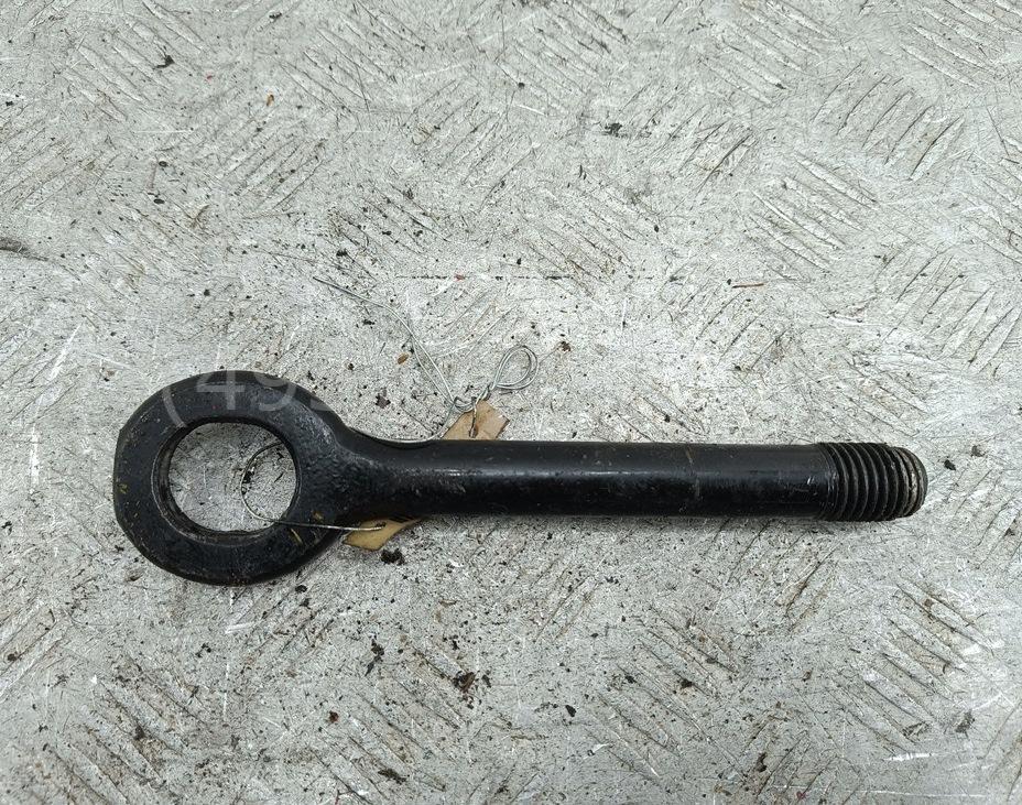 Крюк буксировочный