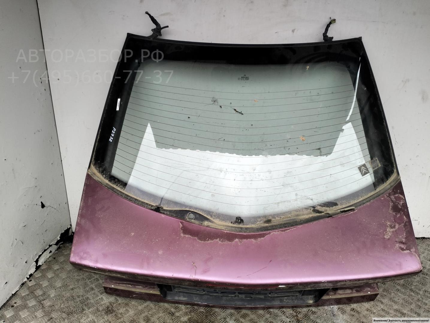 Дверь багажника