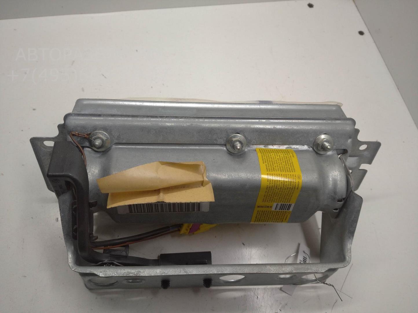 Подушка безопасности пассажирская (в торпедо)