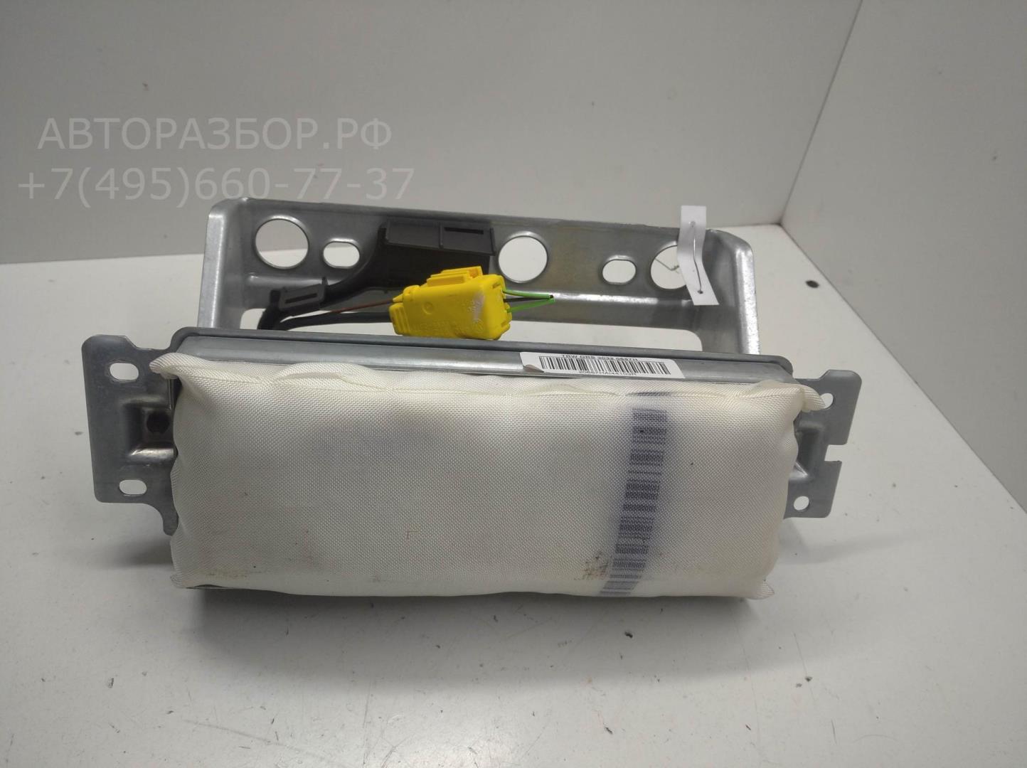 Подушка безопасности пассажирская (в торпедо)