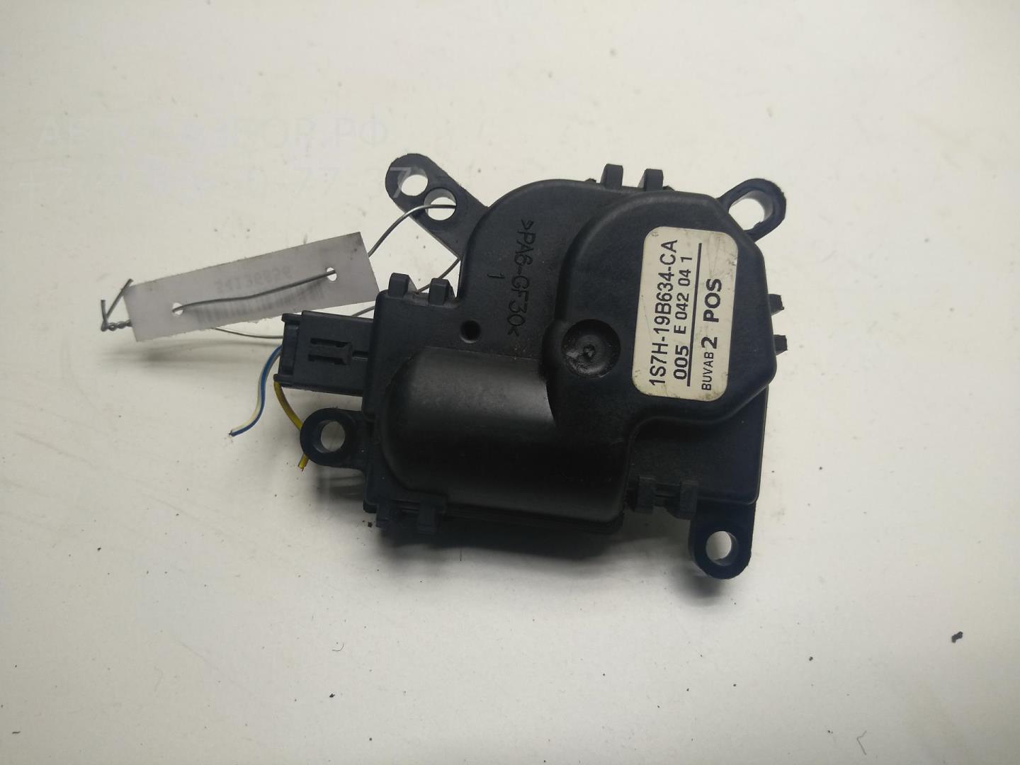 Моторчик заслонки печки