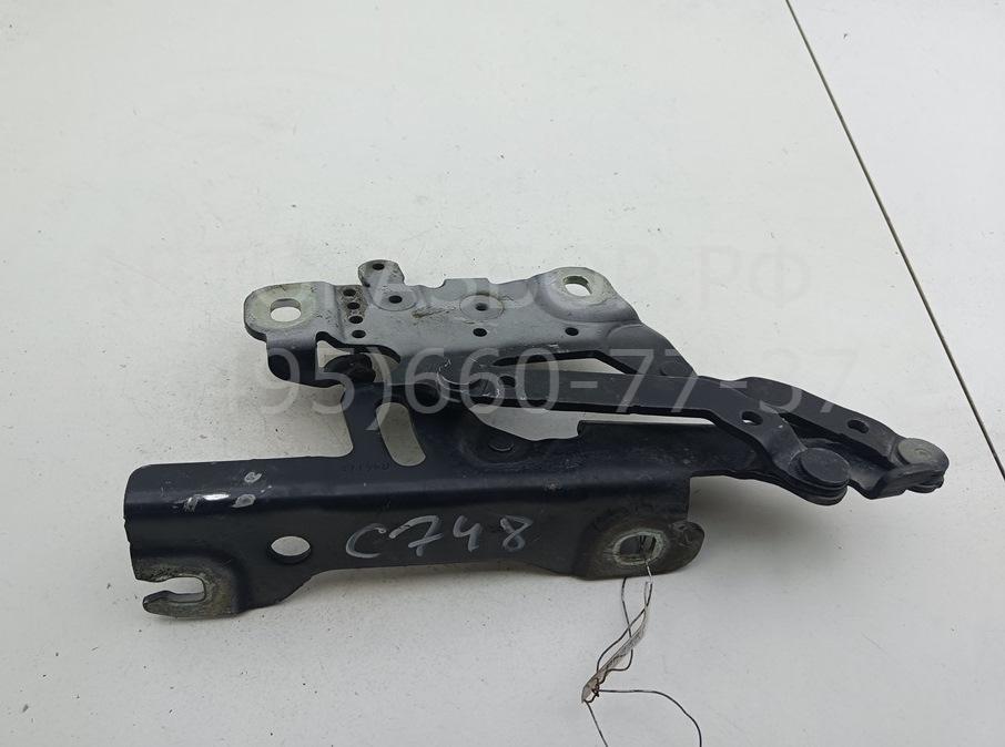 Петля капота правая