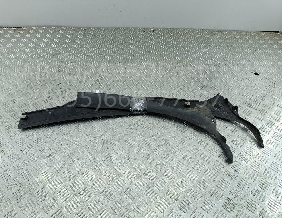 Решетка стеклоочистителей (Жабо)