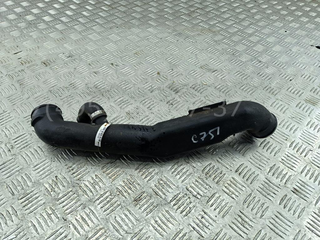 Патрубок интеркулера