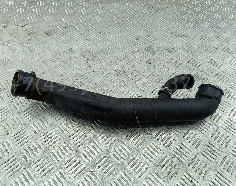 Патрубок интеркулера