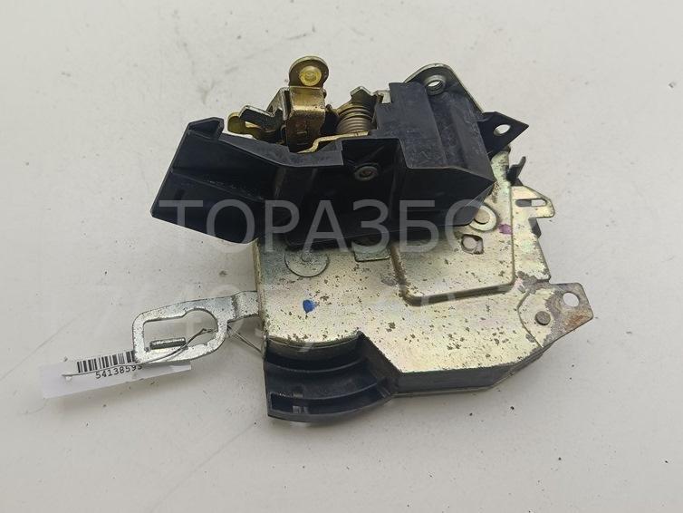 Замок двери передней правой