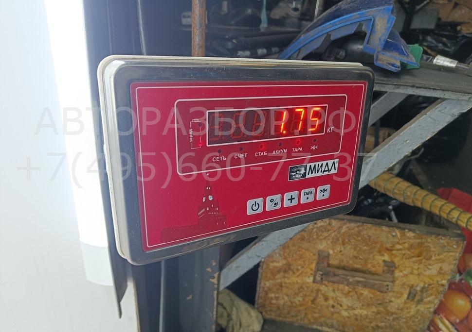 Рычаг передний правый