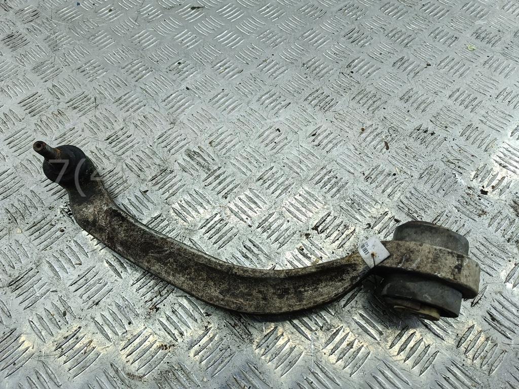 Рычаг передний правый