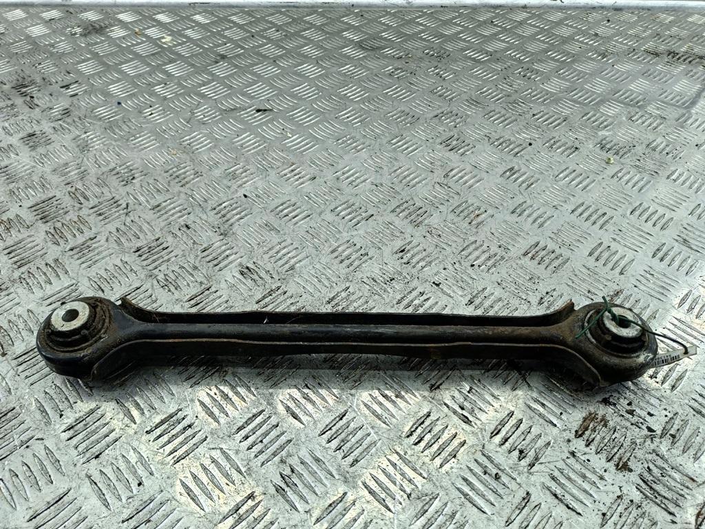 Рычаг задний левый