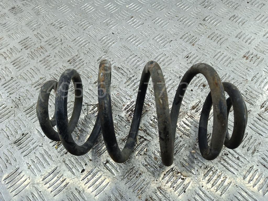 Пружина задняя